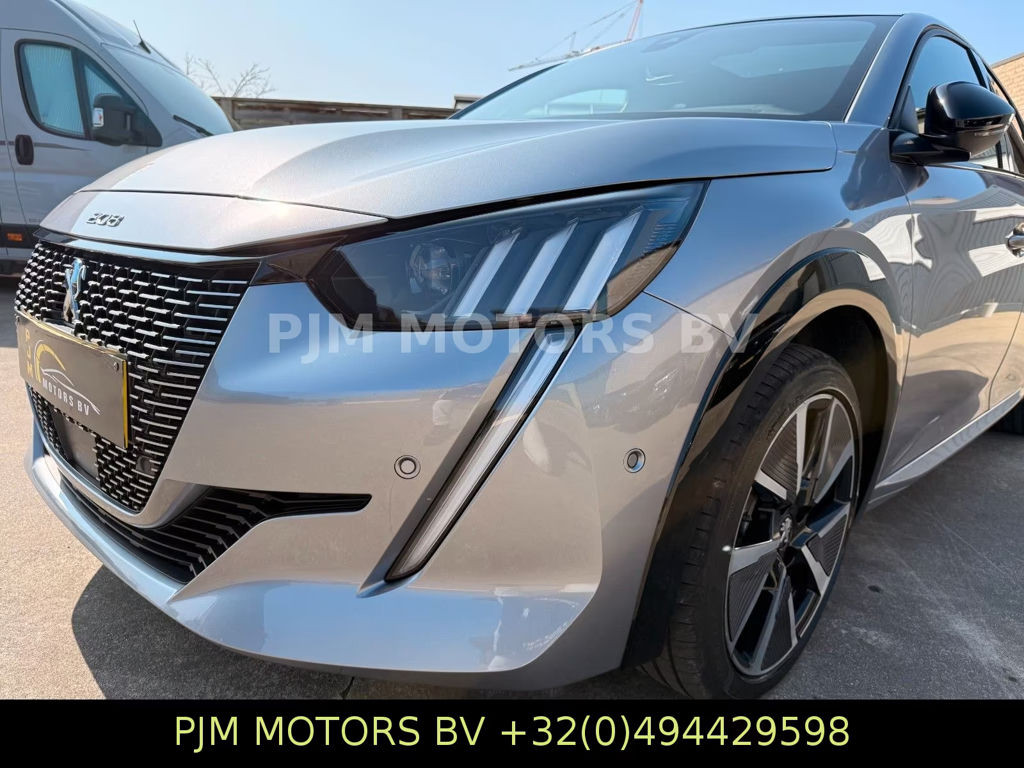 Peugeot e-208