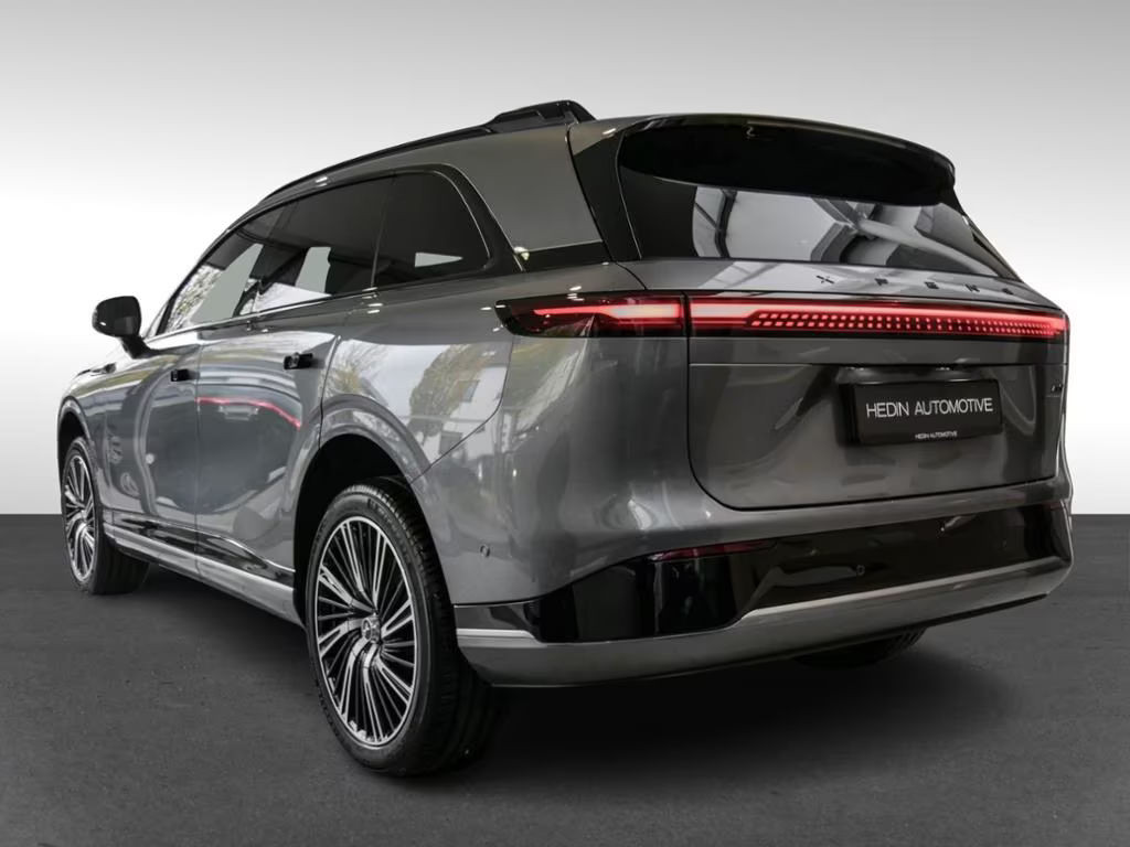 Xpeng G9