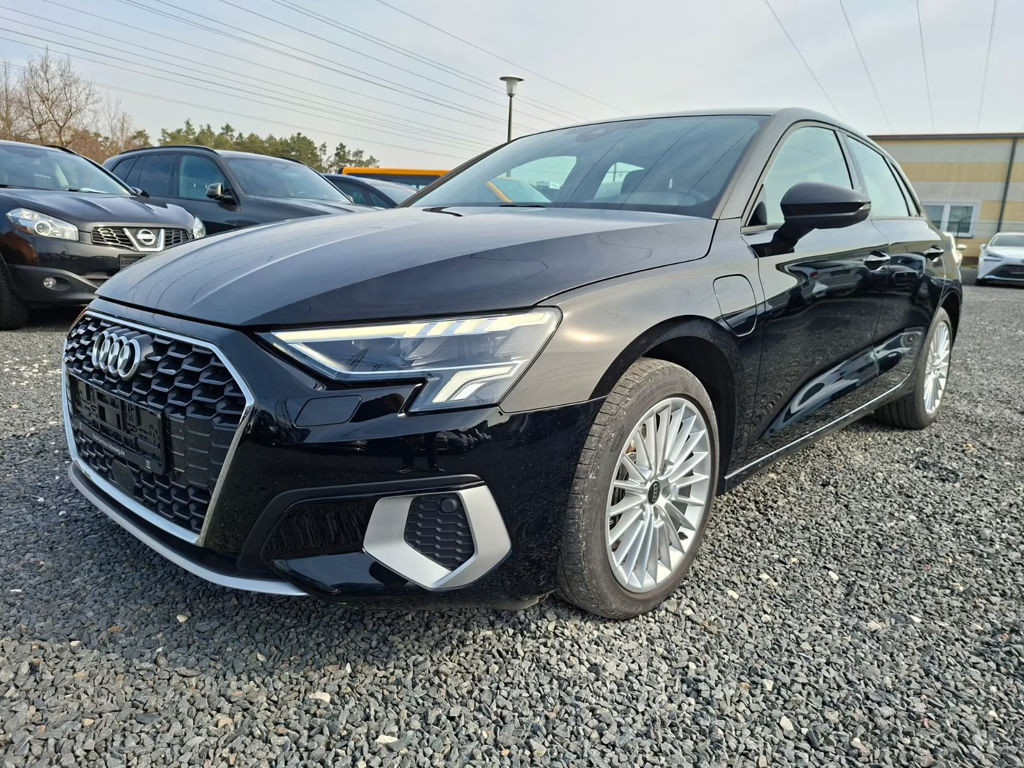 Audi A3 2023 Hybride Benzine
