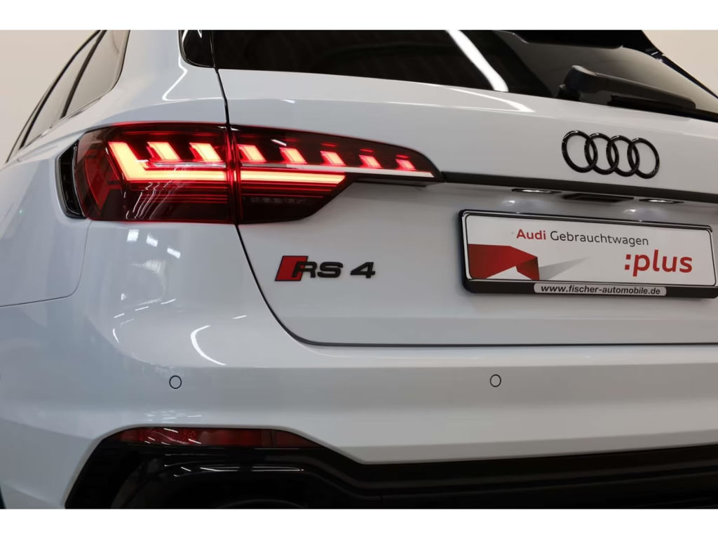 Audi RS4
