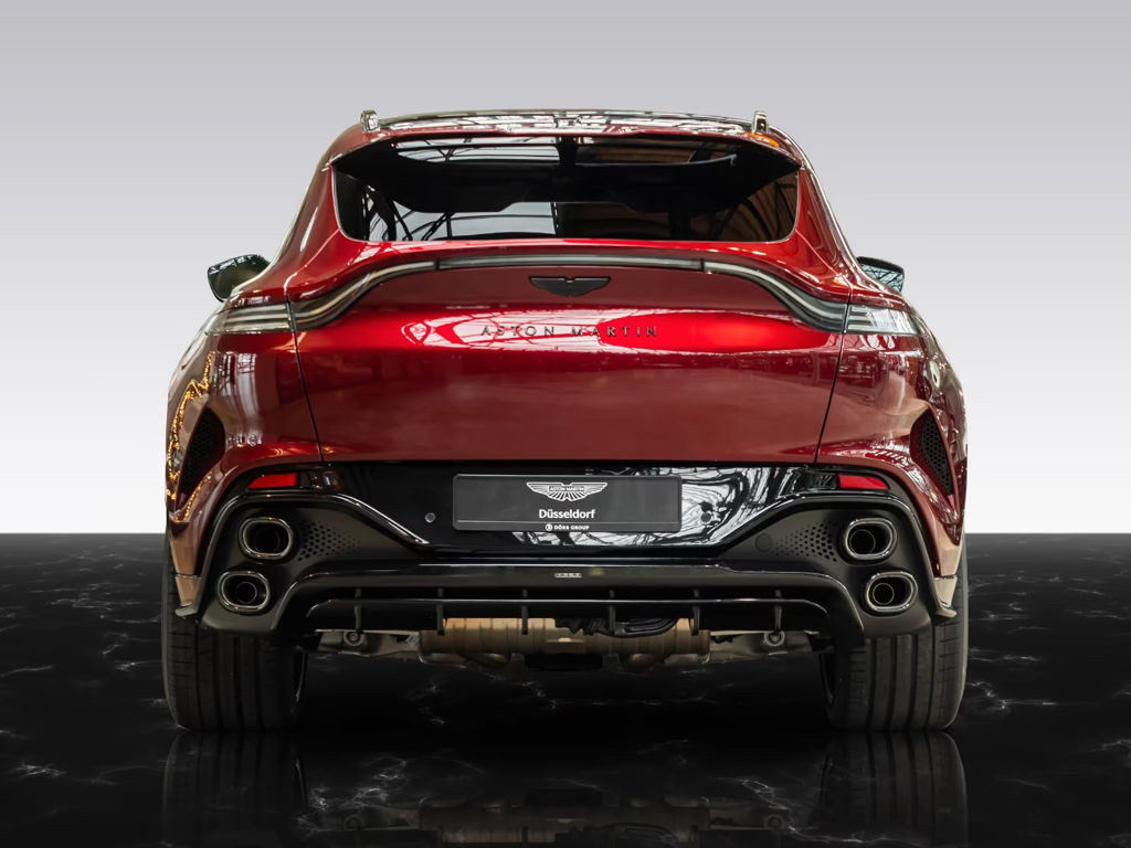 Aston Martin DBX