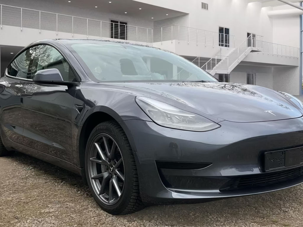 Tesla Model 3 2021 Elektrisch