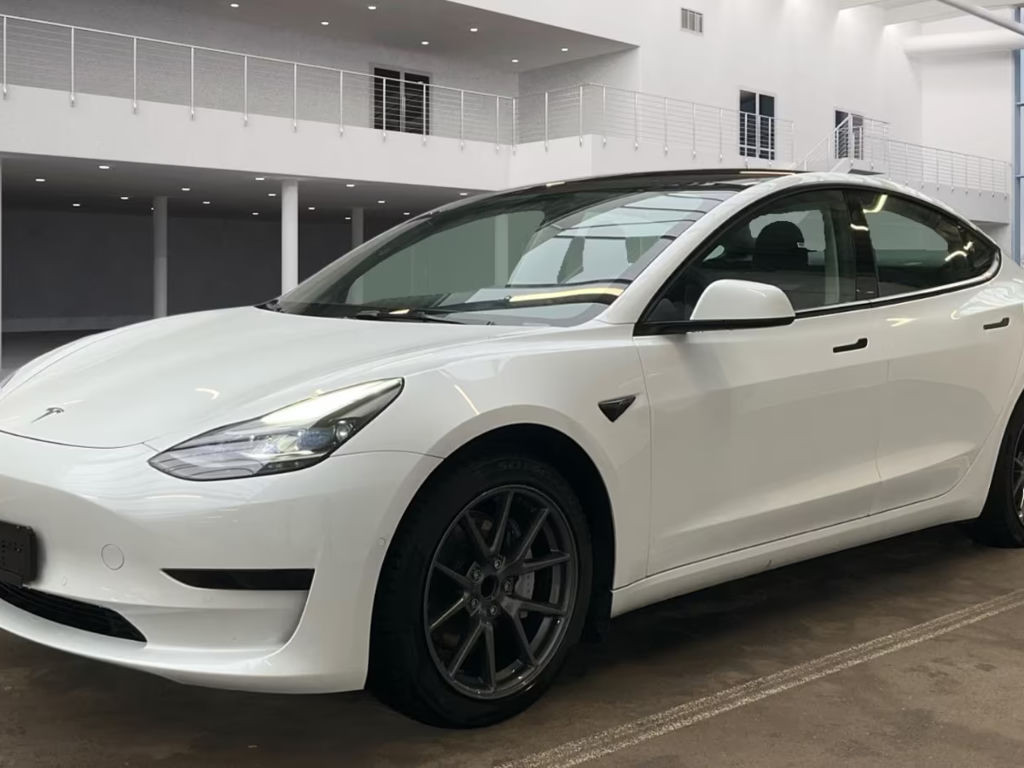 Tesla Model 3 2022 Elektrisch