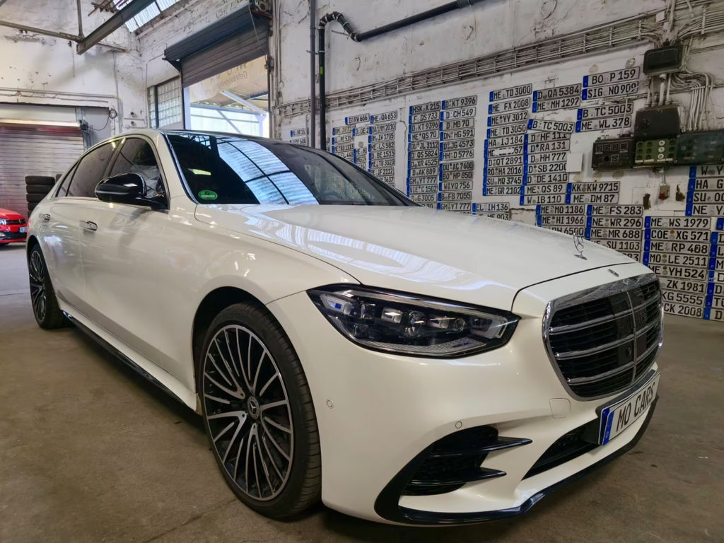 Mercedes-Benz S-Klasse