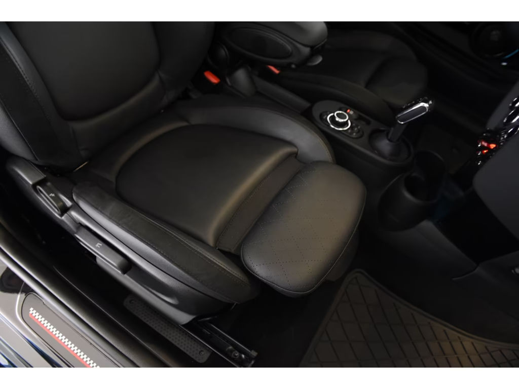 Mini John Cooper Works Cabrio