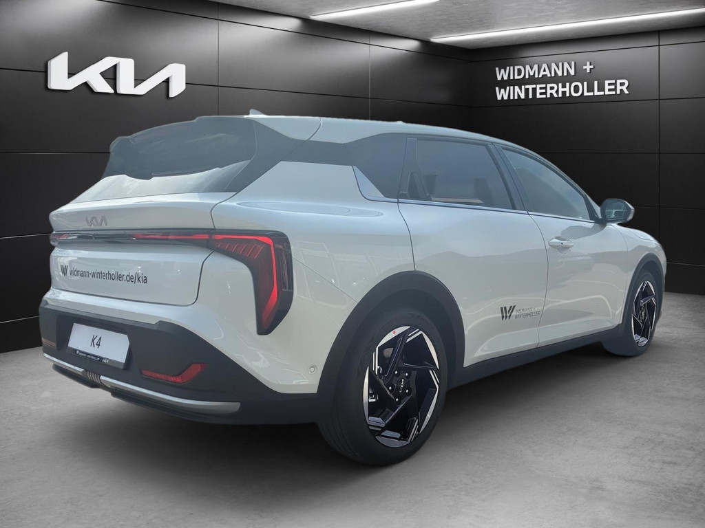 Kia K4