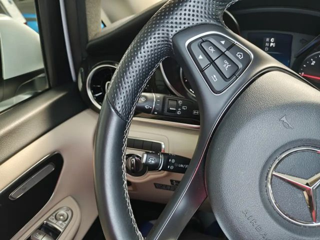 Mercedes-Benz Marco Polo