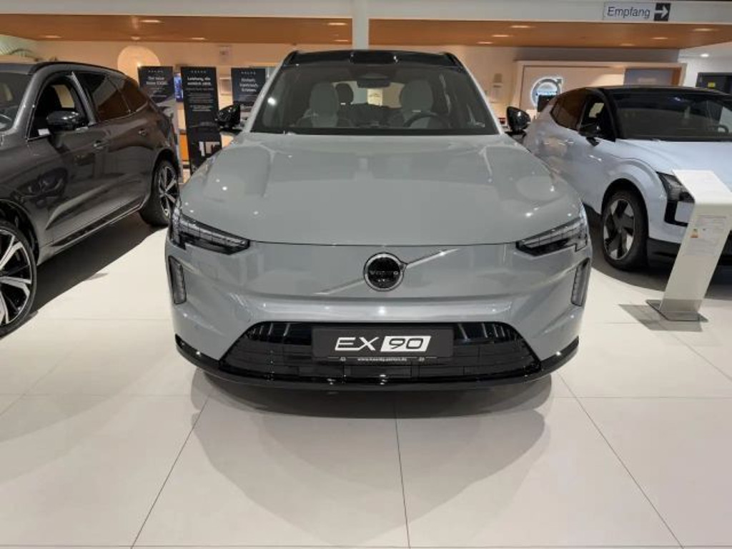 Volvo EX90