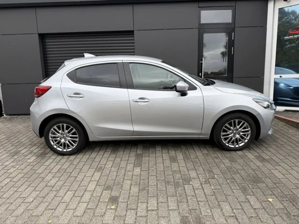 Mazda 2