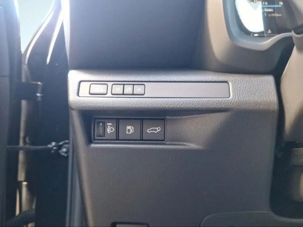 Lexus LBX
