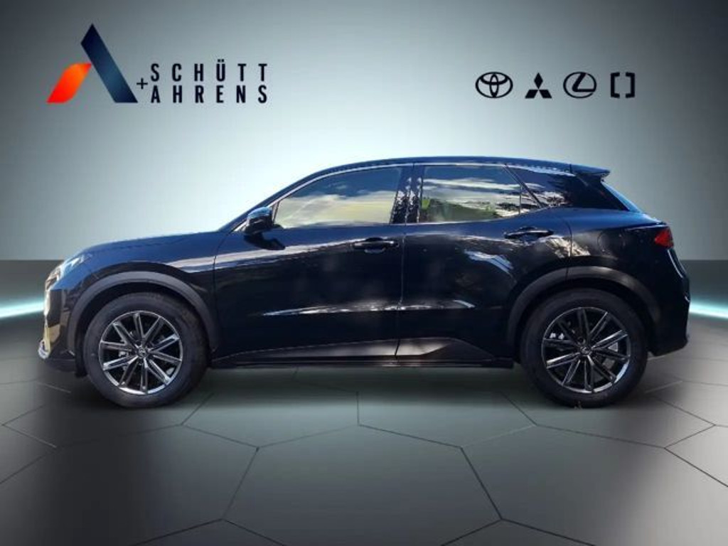 Lexus LBX