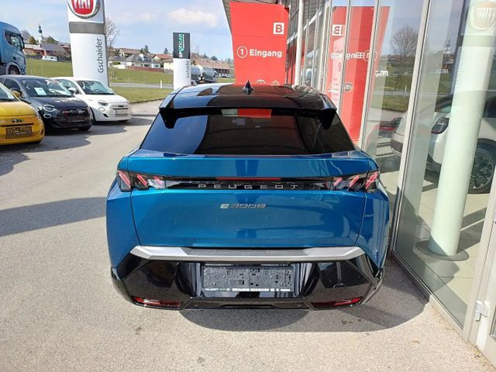 Peugeot E-3008