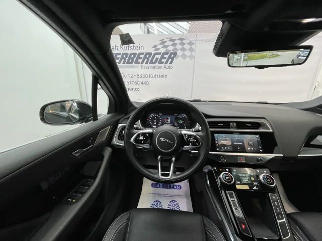 Jaguar I-Pace