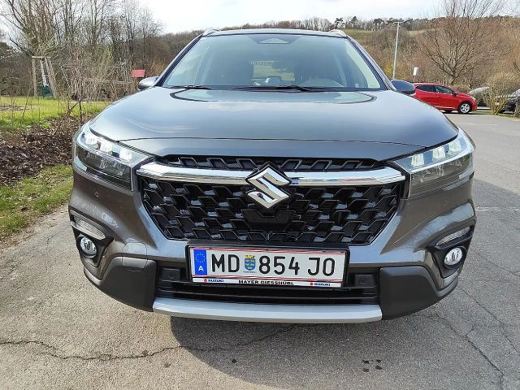 Suzuki S-Cross