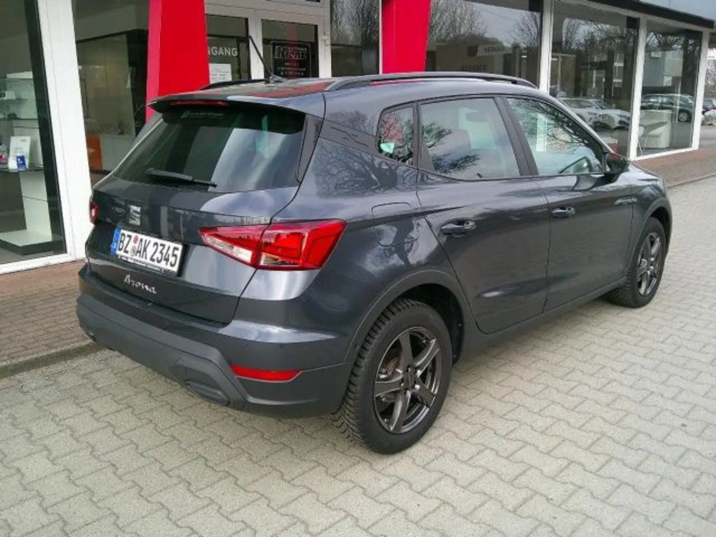 Seat Arona