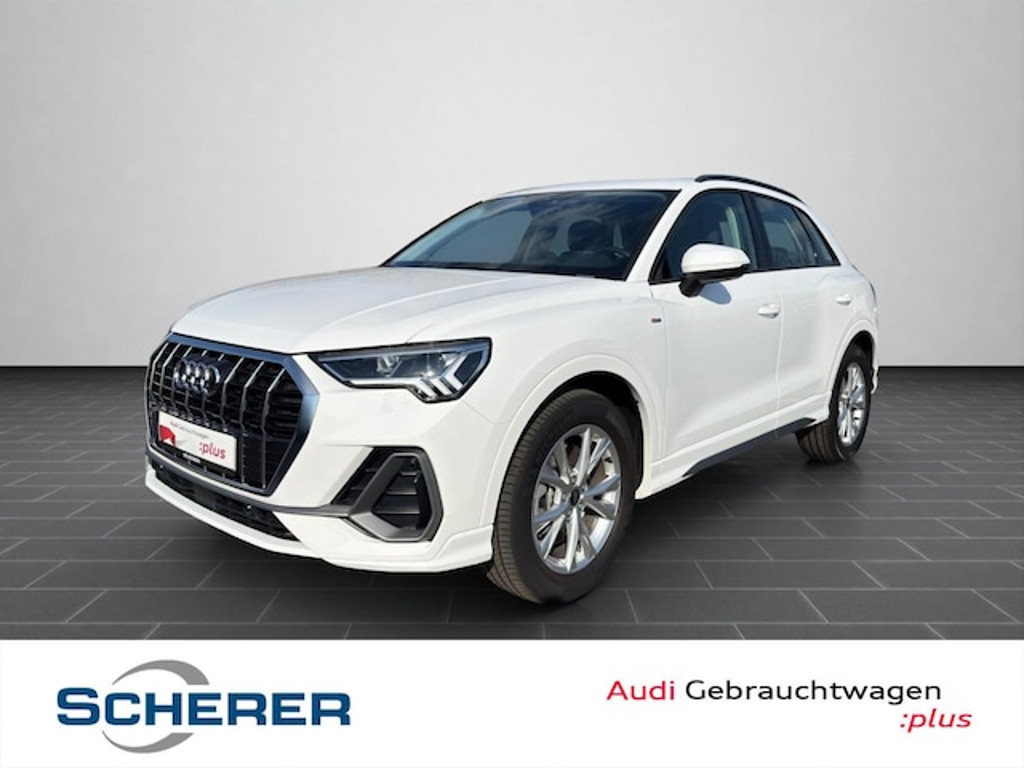 Audi Q3 2023 Benzine