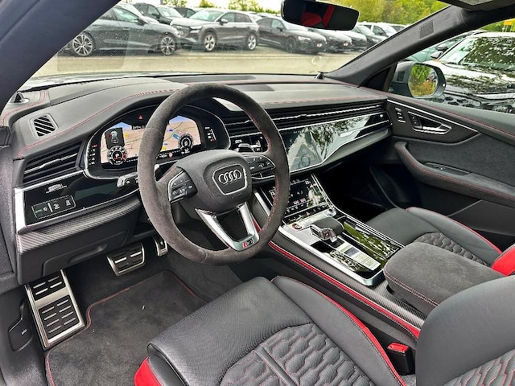 Audi RS Q8