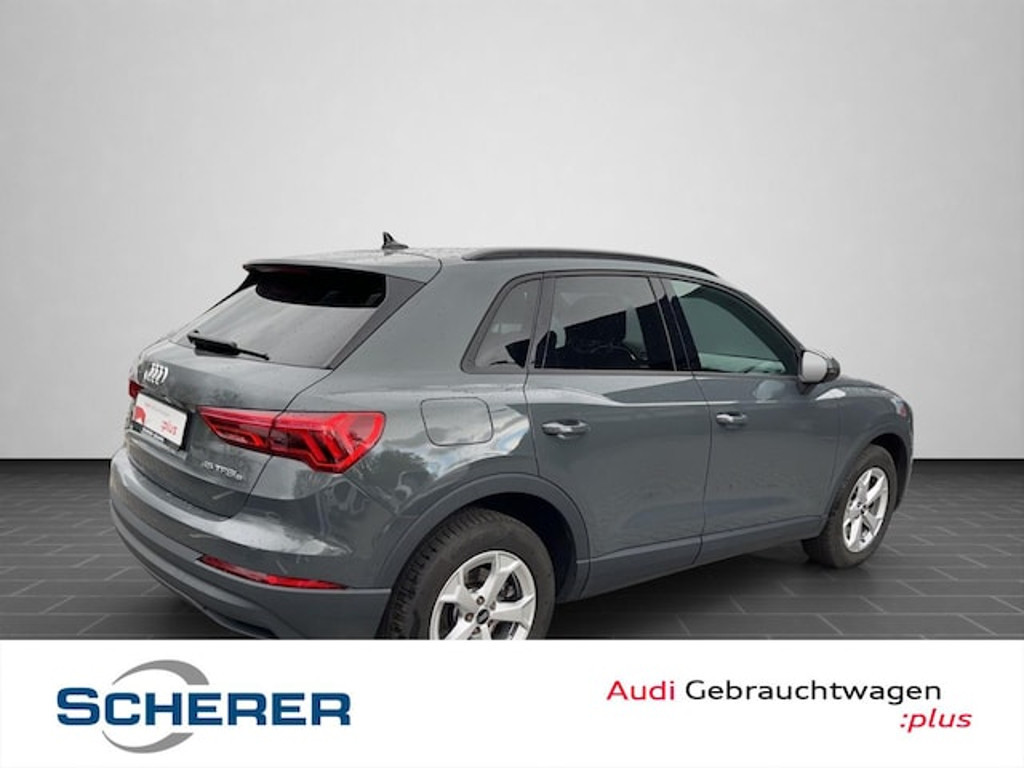 Audi Q3 2022 Hybride Benzine