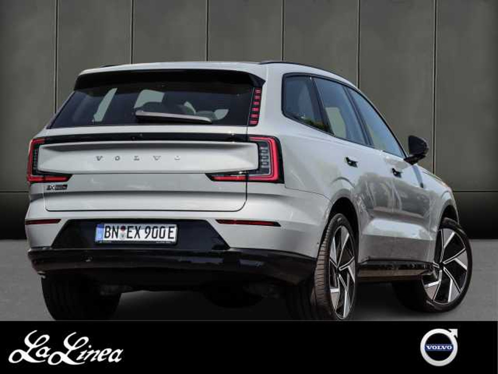 Volvo EX90