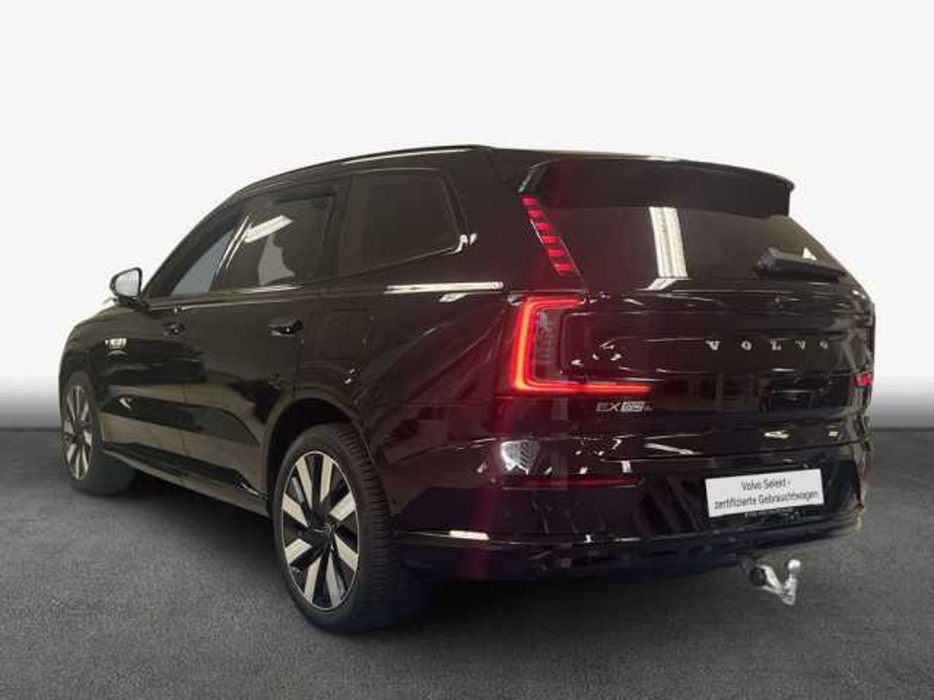 Volvo EX90