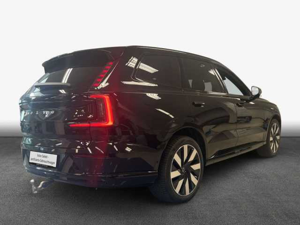 Volvo EX90