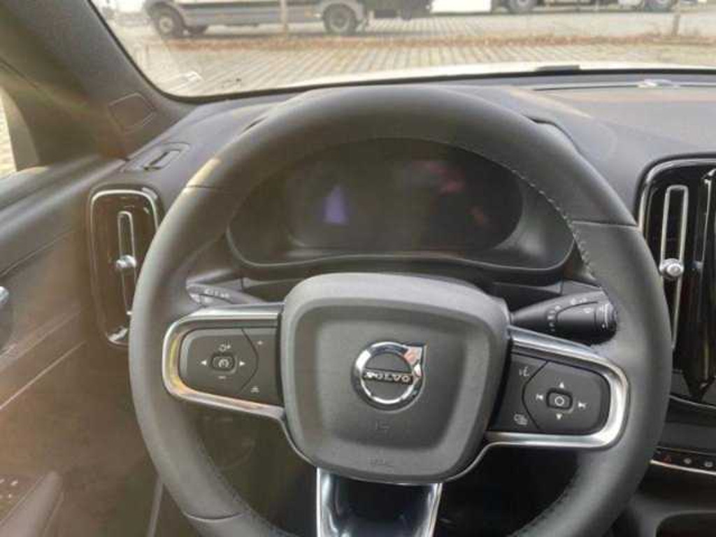 Volvo C40