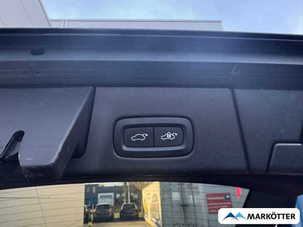 Volvo V90 Cross Country