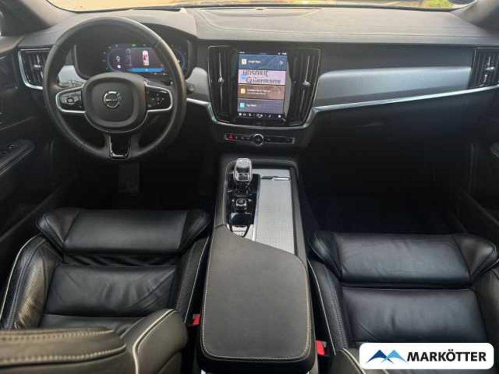 Volvo V90 Cross Country