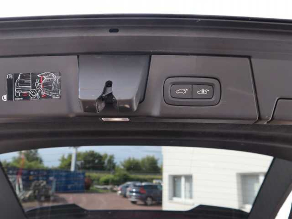 Volvo V90 Cross Country