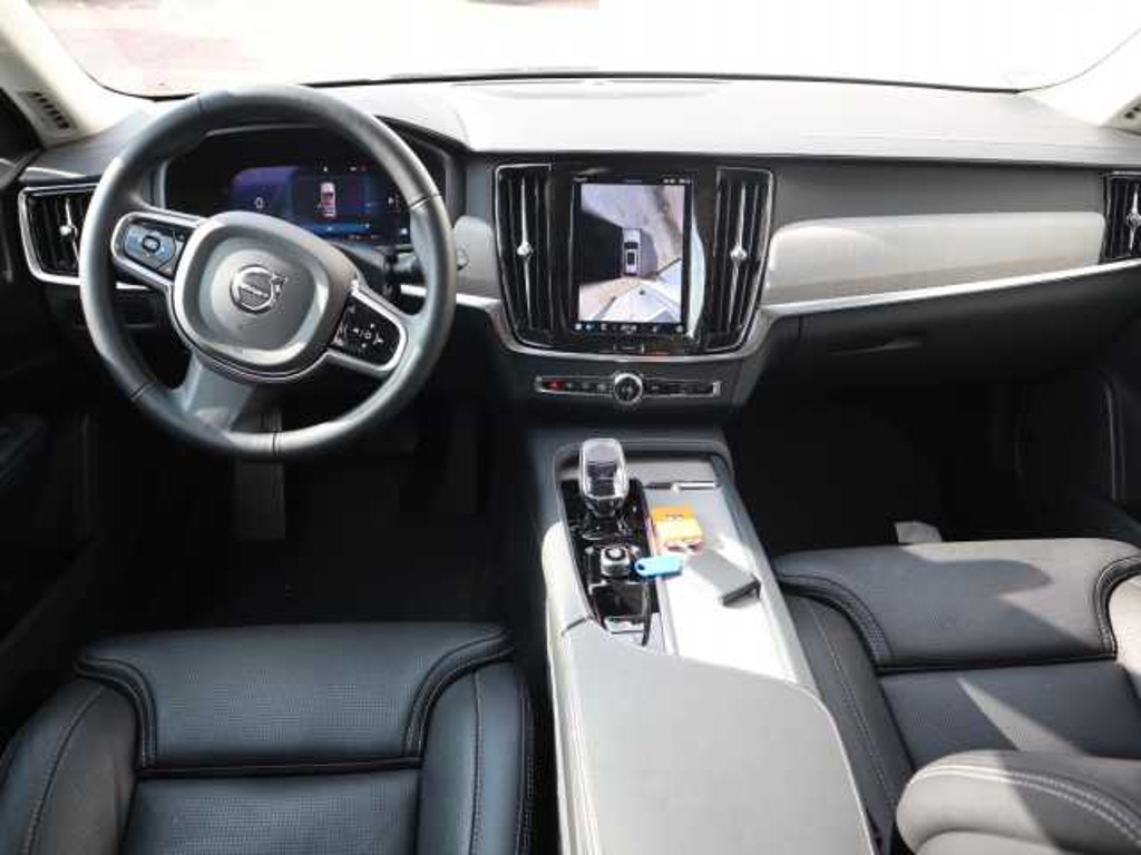 Volvo V90 Cross Country