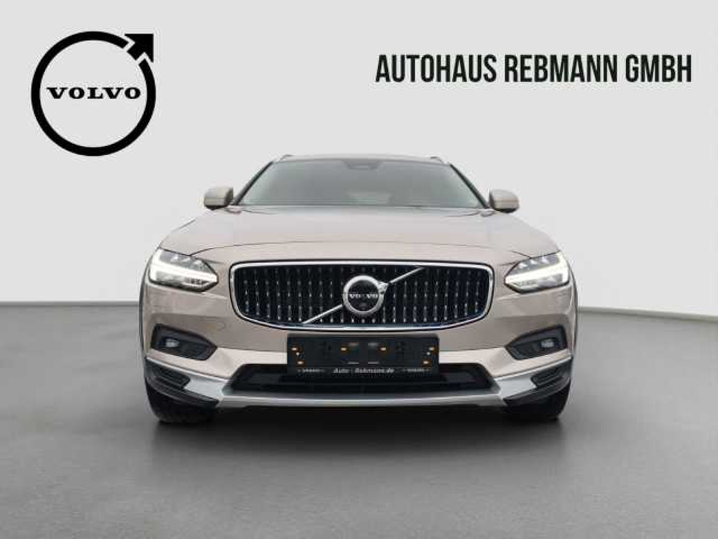 Volvo V90 Cross Country