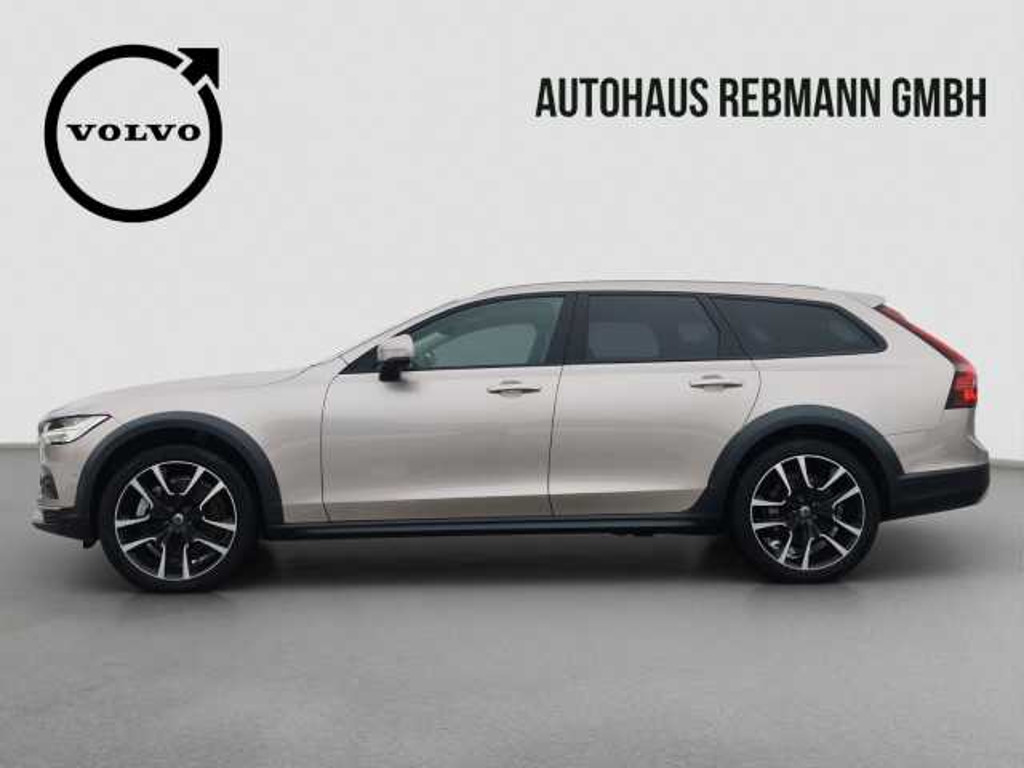 Volvo V90 Cross Country