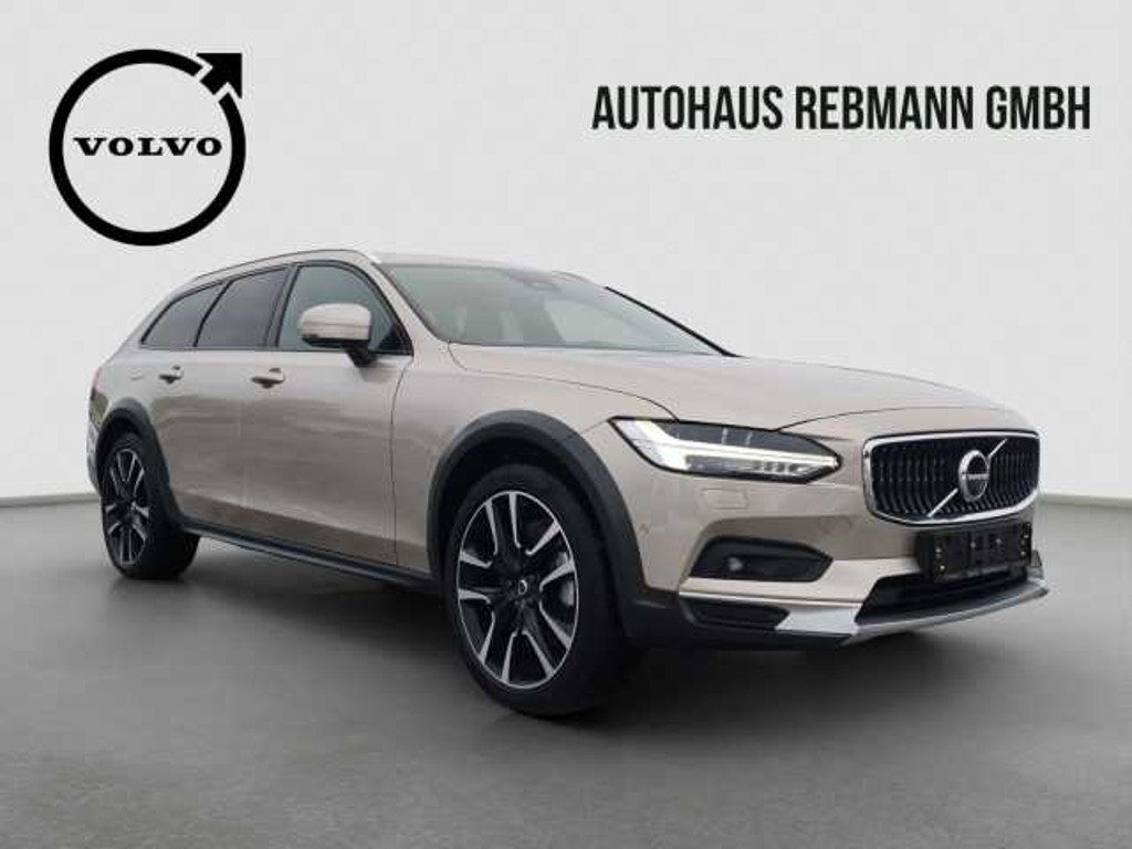Volvo V90 Cross Country