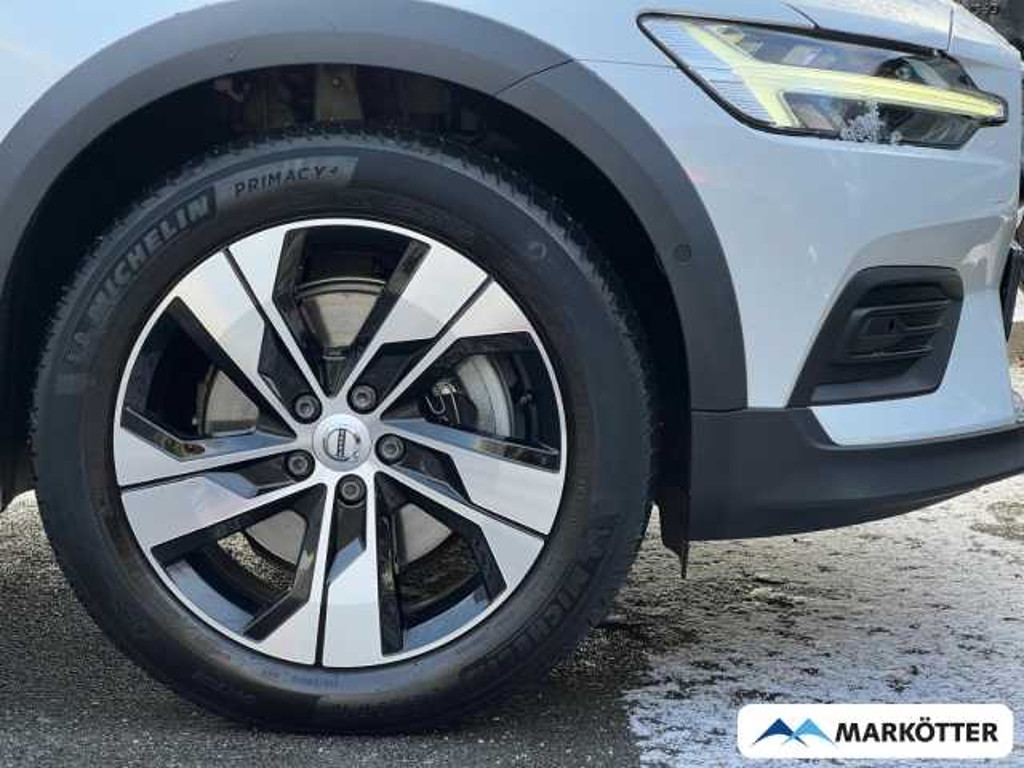 Volvo V60 Cross Country