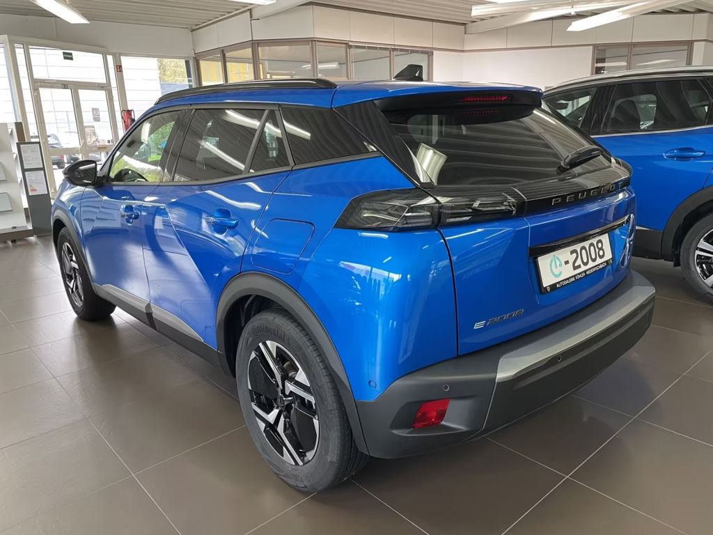 Peugeot e-2008