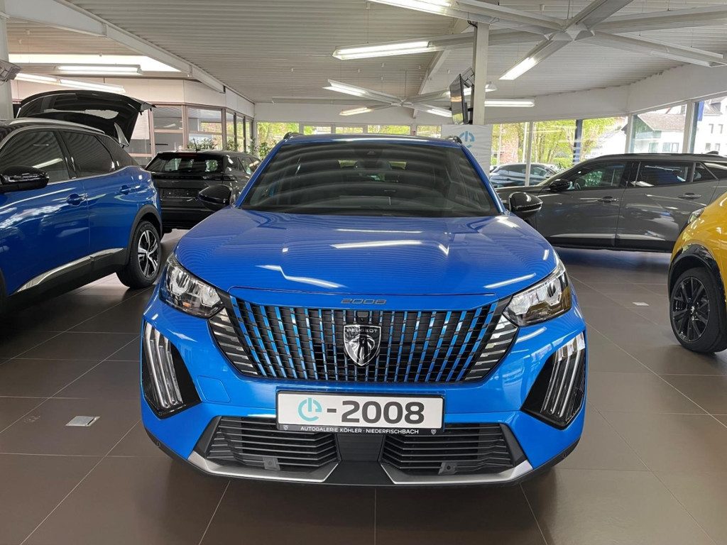 Peugeot e-2008