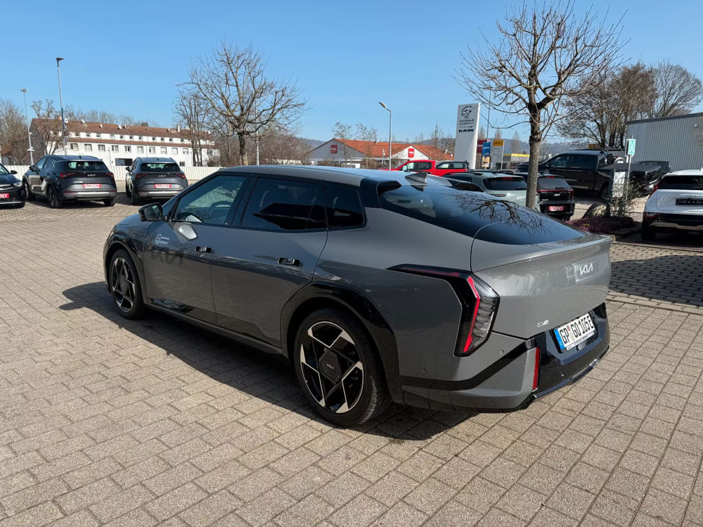 Kia EV4