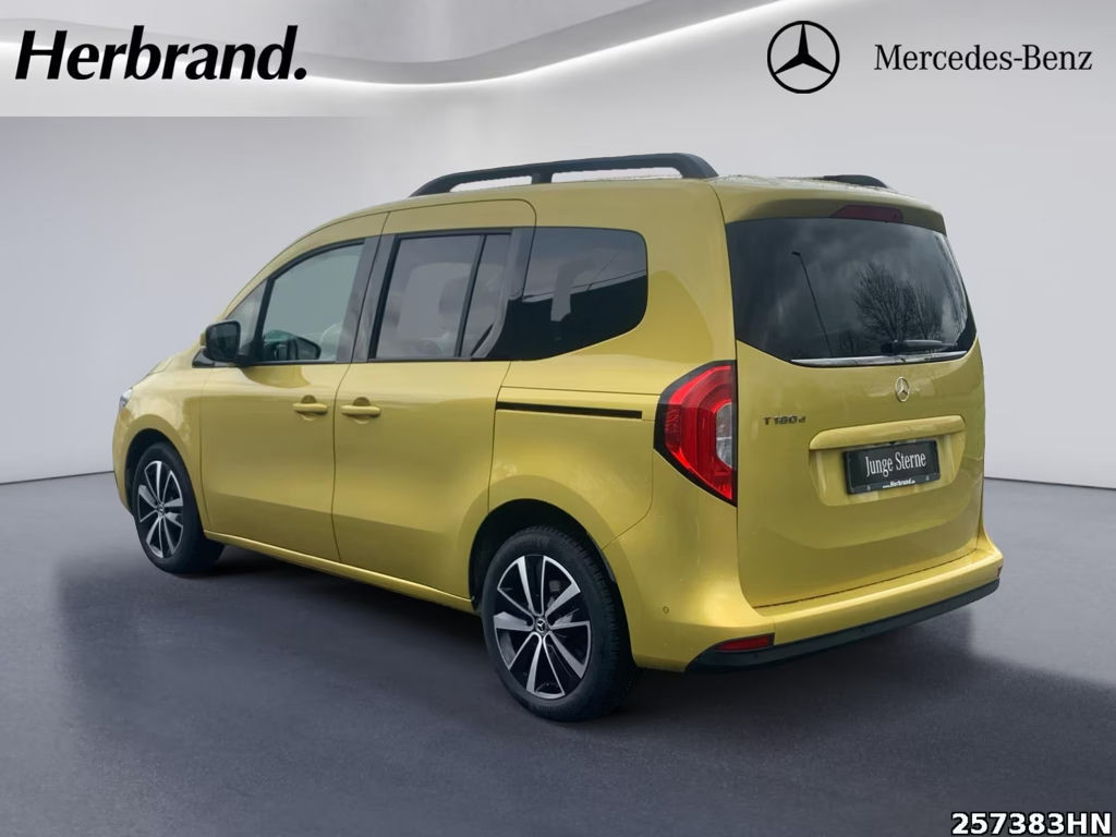 Mercedes-Benz T 180