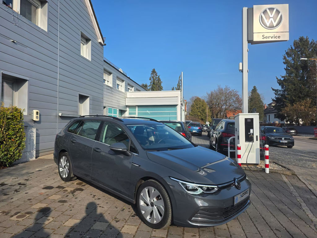Volkswagen Golf 2021 Benzine