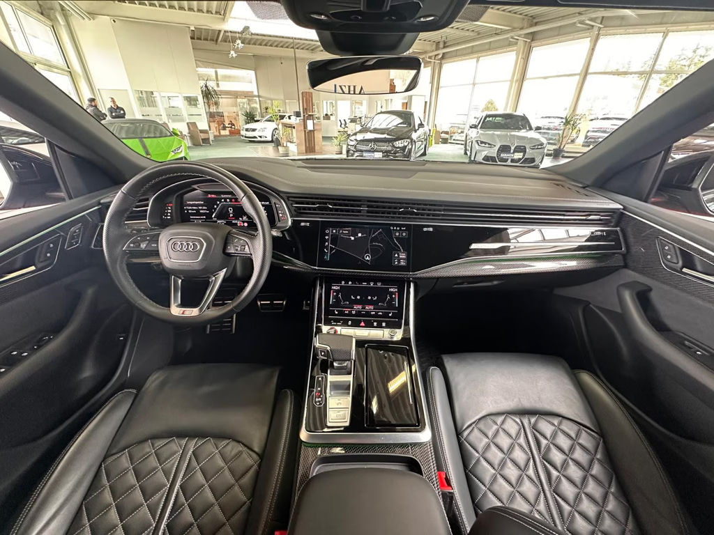 Audi SQ8