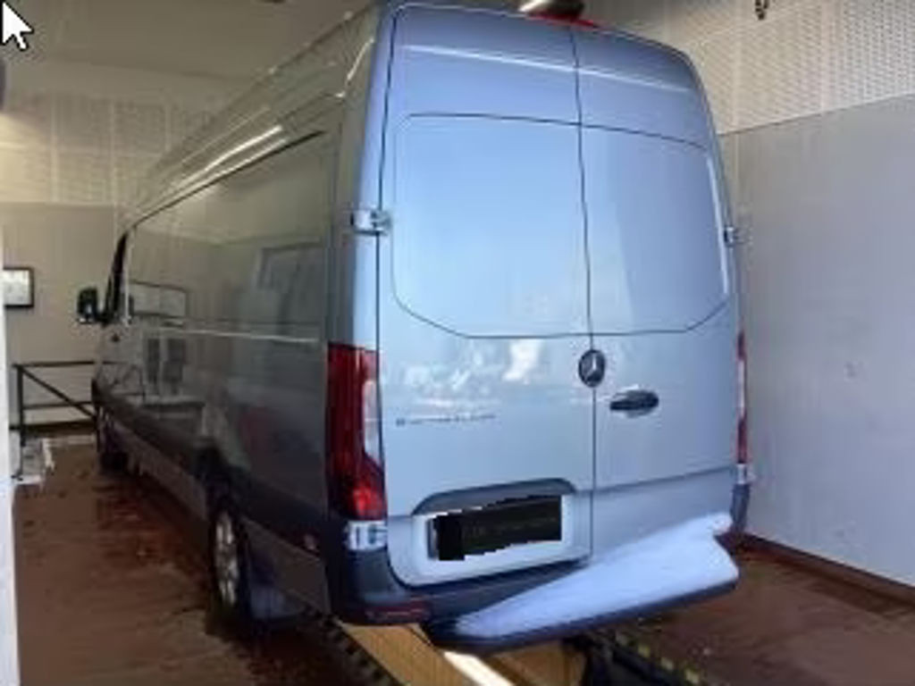 Mercedes-Benz eSprinter