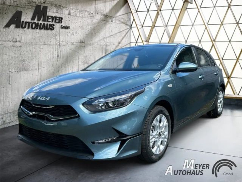 Kia Ceed 2024 Benzine