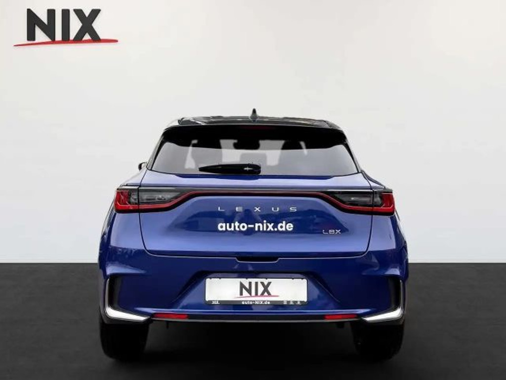 Lexus LBX