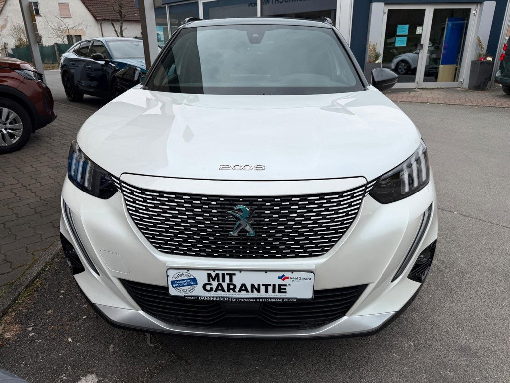 Peugeot e-2008