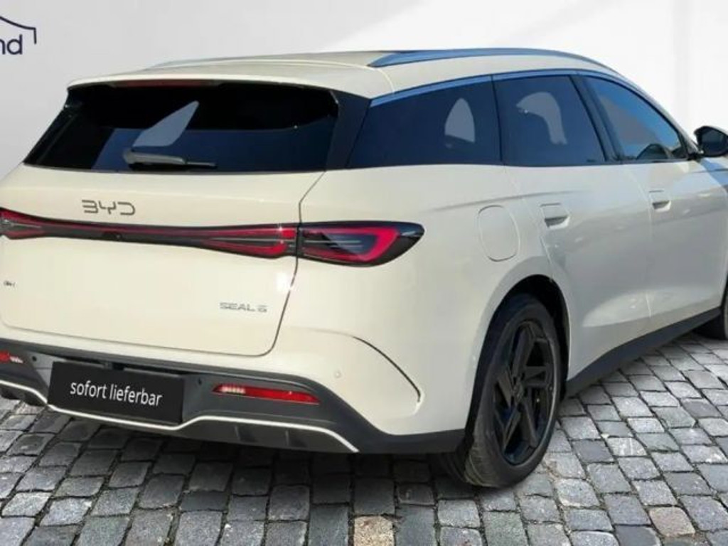 BYD Seal 6