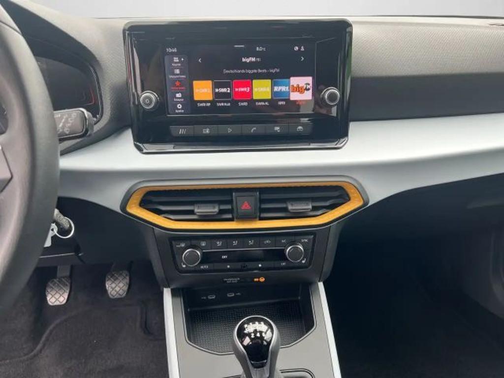 Seat Arona
