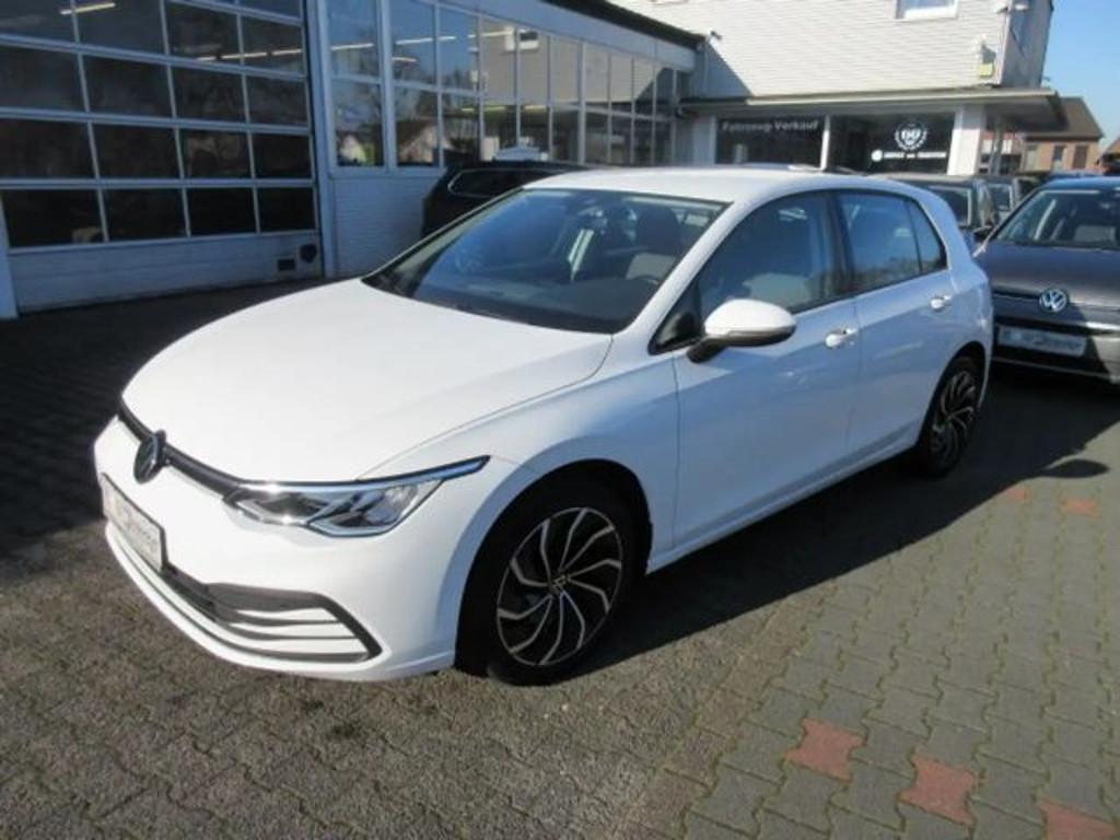 Volkswagen Golf 2022 Benzine