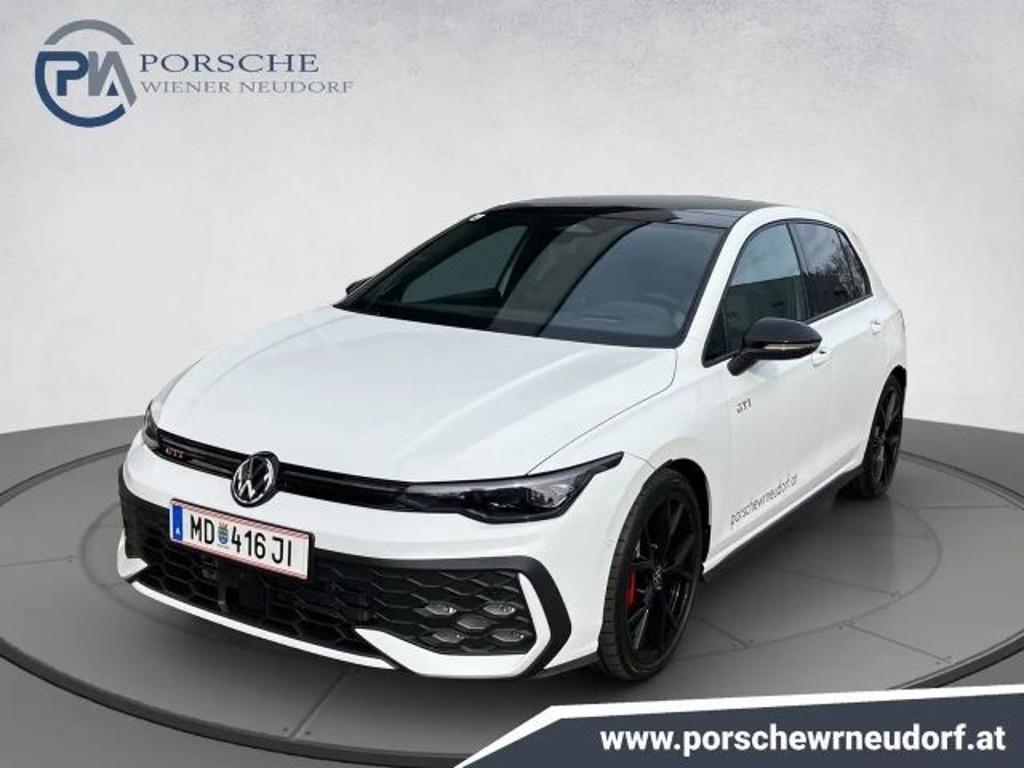 Volkswagen Golf 2026 Benzine