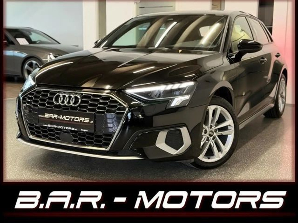 Audi A3 2023 Benzine