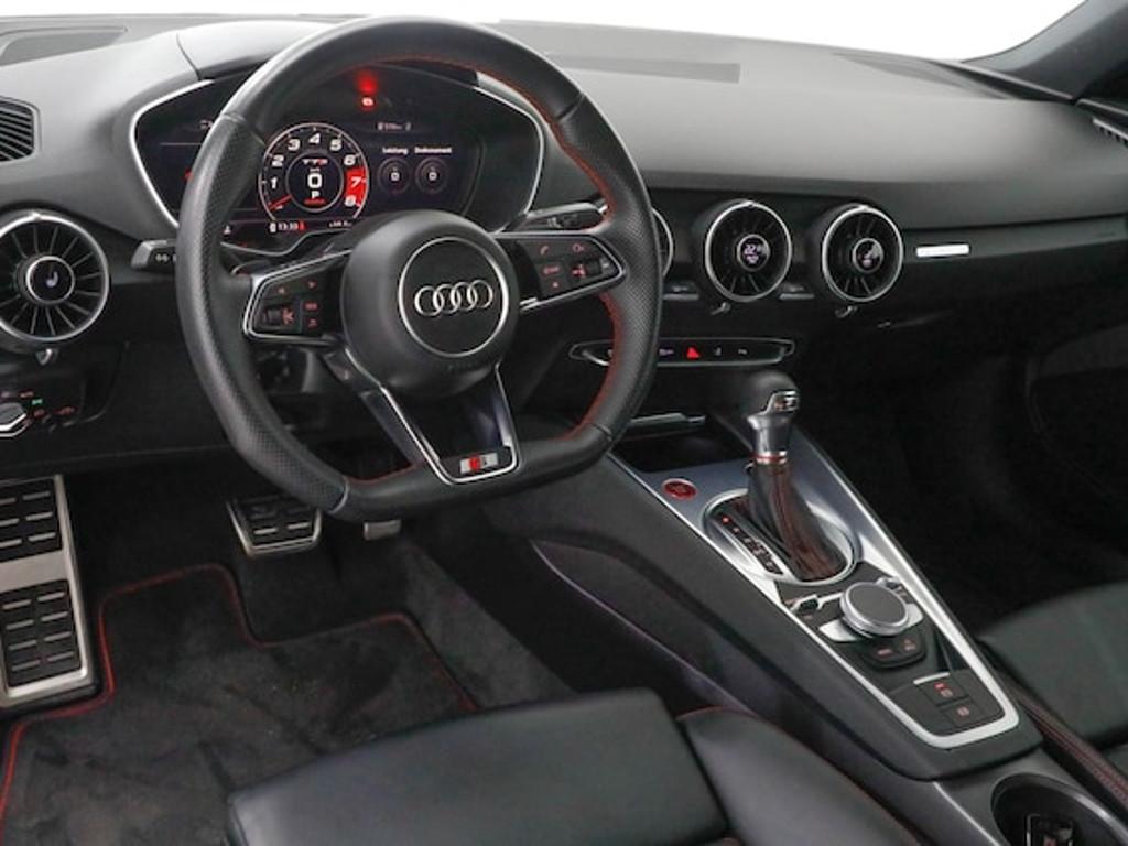 Audi TTS